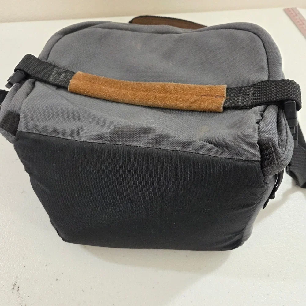Tamrac 603 Vintage Gray Nylon Camera Shoulder Bag Lens-Bridge System Made in USA
